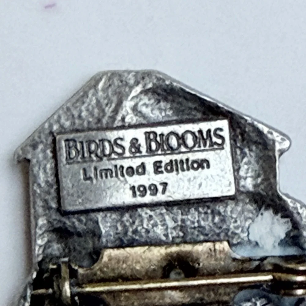 Birds & Bloom 1997 Signed Vintage Bird Birdhouse Flower Brooch Pin Gift Garden